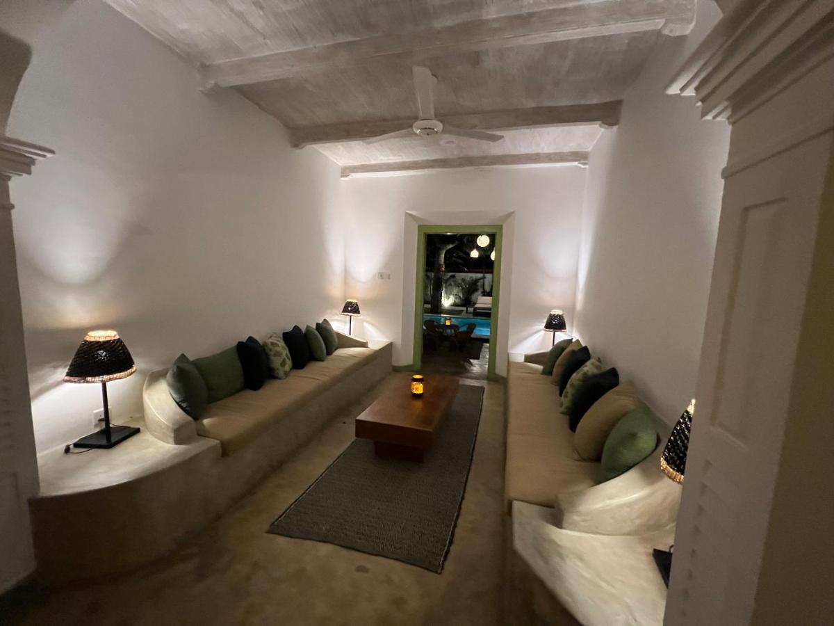 Zen House Hotel Ahangama Kültér fotó