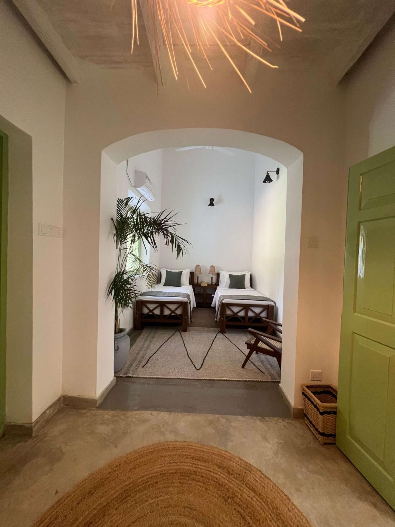 Zen House Hotel Ahangama Szoba fotó
